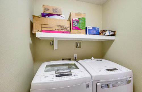 Near Trails, Shops and Eats Spring Home with Pool - Photo 11