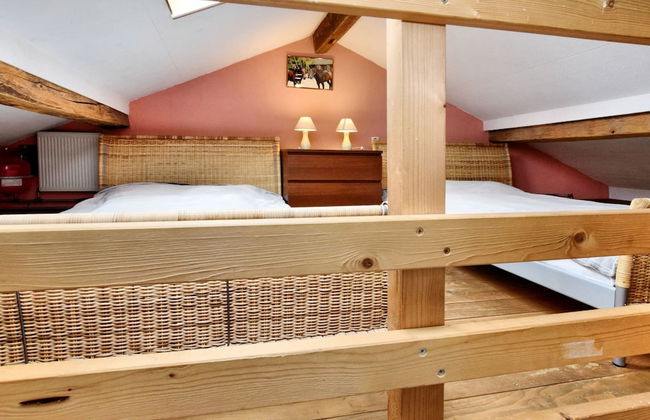 Rustic Farm Stay in Rogery - Photo 8