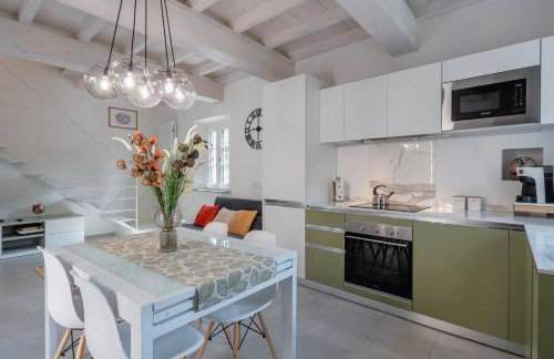 Charming Tuscan Stone House - Photo 7