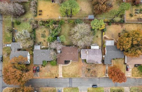 Modern King Bed 5 mins to Downtown - Foto 19