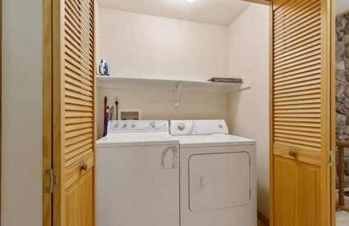 Woodland Cabin Getaway - Foto 61