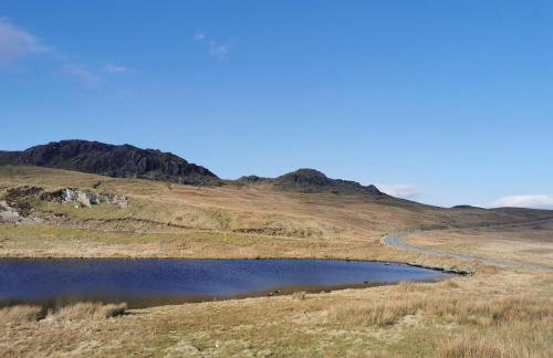 Zipworld Waterfalls Eryri Dogs Welcome 3 Bed sleeps 5 - Foto 2