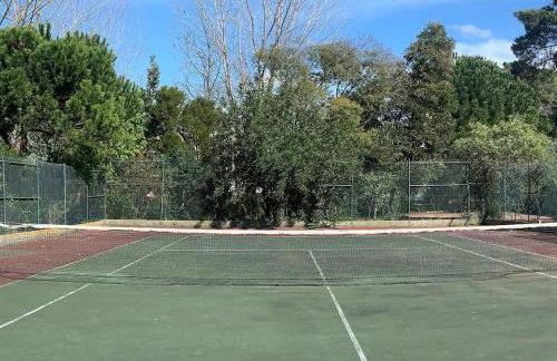 Relax in Style - Prime Spot with Garden & Natural Pool - Foto 61