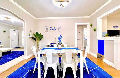 The Sapphire Haven - Your Old Brooklyn Oasis Awaits Families, Couples, Business Travelers Near Downtown With Parking, 300 MB WiFi & Self Check-In - Foto 22