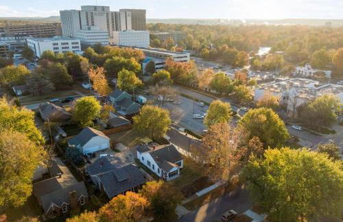 Walk to Cherry Street,pets, hot tub by HVNLYhomes - Foto 63