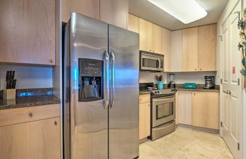 Sunny Beachfront Biloxi Condo with Resort Amenities! - Foto 9