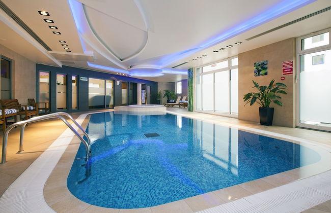 Residhome Apparthotel Paris Massy - Foto 18