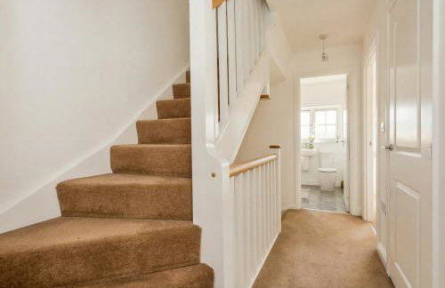 Family-Friendly 4-Bedroom House in Moston with Parking and Garden - Foto 19
