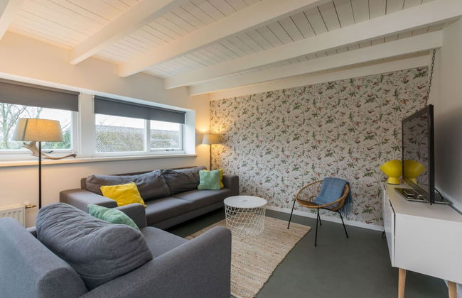 Apartment Near the Beach - Photo 12