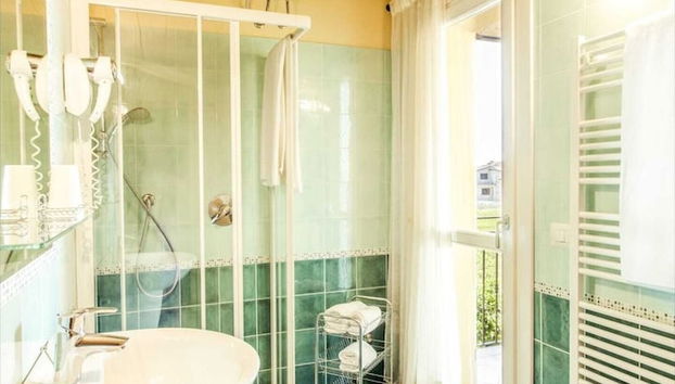 Belvilla by OYO Cozy Holiday Home With Barbecue - Foto 5, Baño