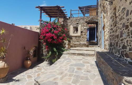 Chios Houses, beautiful restored traditional stone houses with an astonishing seaview - Foto 1