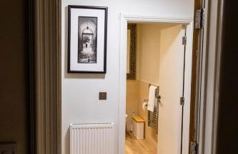 2-Bed Apartment in Redland, Bristol - Work-Ready - Foto 8