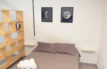 01 - ESTÚDIO MODERNO com Área privativa, Wi-Fi veloz, TV smart, Vaga de garagem, Cozinha completa, próximo a Skema School - Foto 16