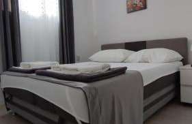 Apartments Glibić - Photo 18