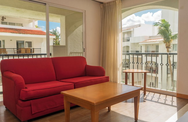 Oceanfront Condo at Voted Best Cancun Sandy Beach - Foto 6