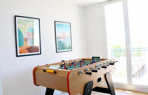 T4 Pro Groupes - 5min Airbus - 6pers - Parking - Foto 9