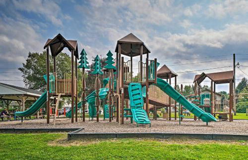 Boat and Ski Home on Edinboro Lake with Grill! - Foto 33