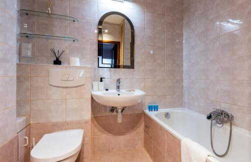 Sucharskiego Comfort Apartment by BookingHost - Foto 5