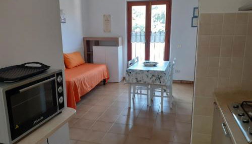 Graziosa Villetta di Naregno a 400 mt dal mare, bel giardino, posto auto e aria condizionata - Foto 2