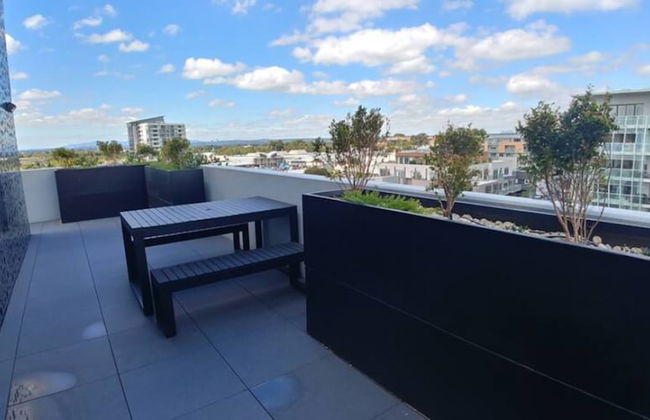 New Spacious 2 Bedroom With Gorgeous City Views - Foto 16