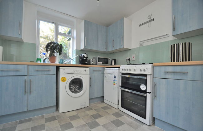 Large Garden Flat in the Heart of Islington - Photo 9