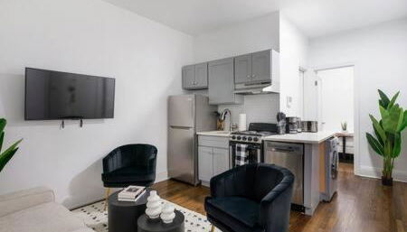 91-2A Stylish 3BR 2Bth with W D - Foto 2