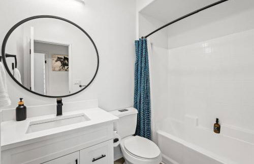 Charming 3BR Apartment | Near Disney + Arcade - Foto 30