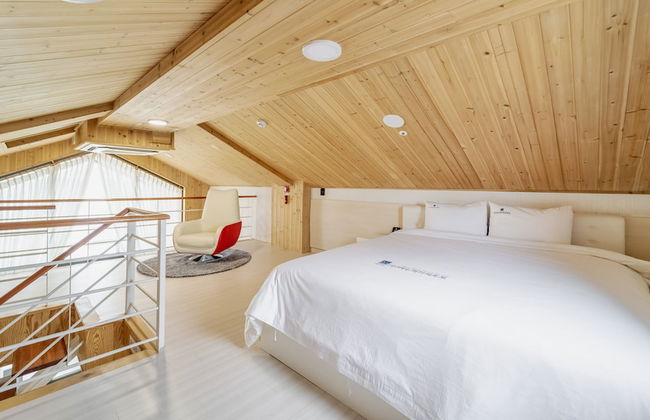 Yeosu Sunset Hostel and Pension - Foto 12