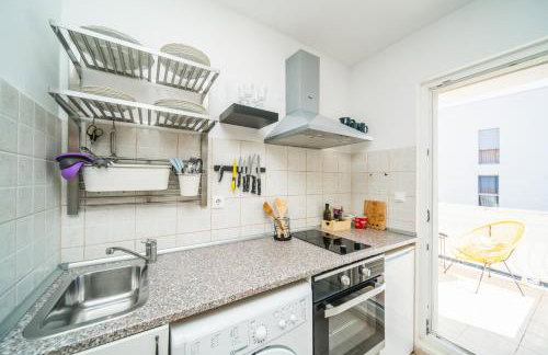 Violet Red Yellow Apartments - Foto 29