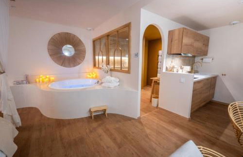 Cocoon - Romantic suite with spa - Downtown - Foto 5