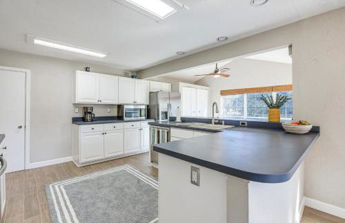 Newberry Home with Deck on 10 Acres! - Foto 10