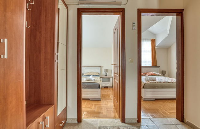 Apartments Elena - Photo 4