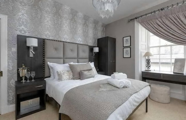 Elegant Flat Near Princes Street - Perfect Location, 24-7 Customer Support - Foto 1
