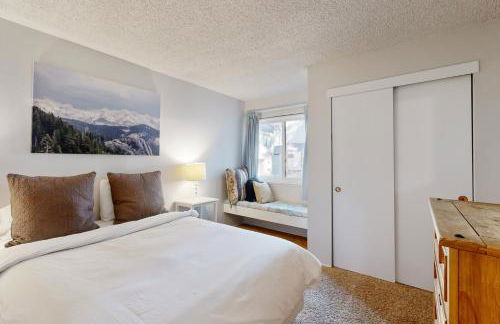 2 Bed 2 Bath Apartment in Carnelian Bay - Foto 13