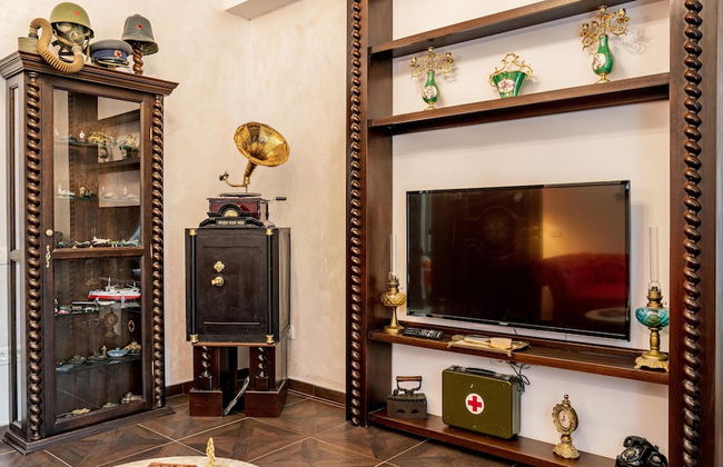 Ussr City Center Luxurious Apartment , Lives the Life of Soviet Generals - Foto 7