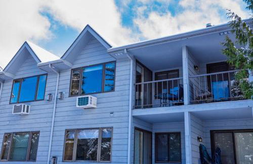 Cedar Haven Unit 202 by Simple Life Rentals - Photo 7