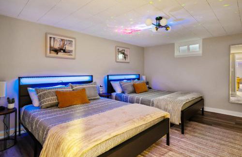 Chic Oasis Game Room Near Base - Foto 51