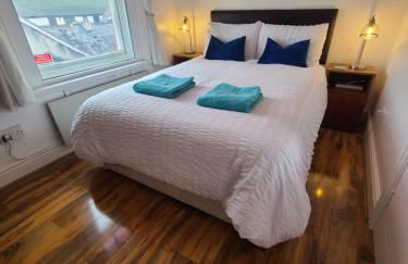 Vale View Apartment, Prestatyn, North Wales - a stylish, dog-friendly holiday let just a 5 min walk to beach & town! - Foto 20