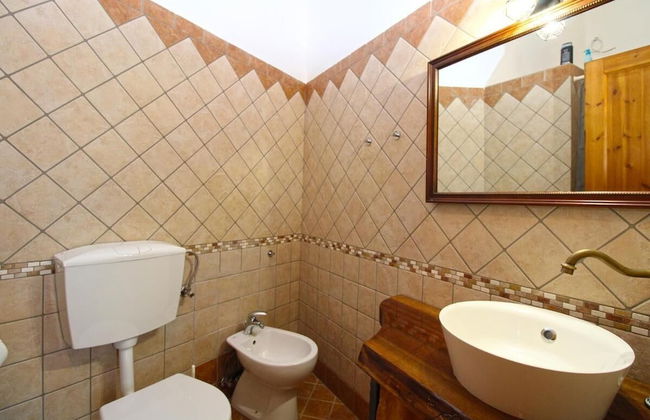 Charming House With Garden and BBQ in Galizana - Photo 25