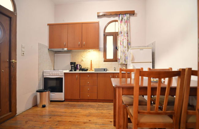 Sofia Limeni - Photo 27