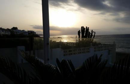 Beach-Front Bahia Dorada - Photo 35