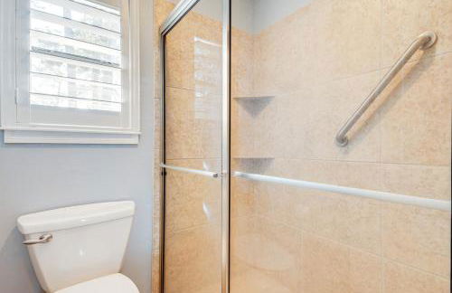 Dock and Outdoor Entertainment Home on Lake Conroe - Photo 22