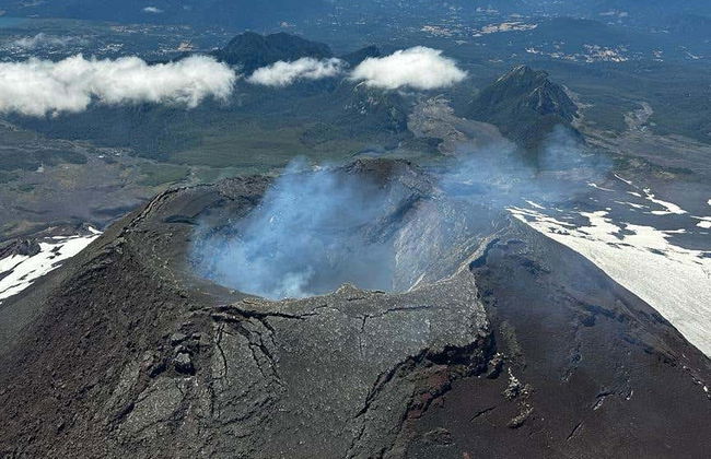 Villarrica Volcano Helicopter Ride - Photo 5