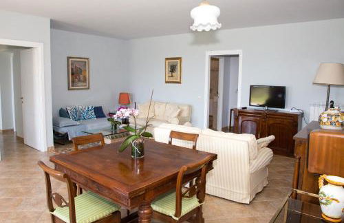 Luxury Apartment Lake View - Foto 15