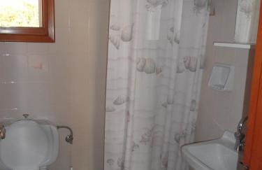 Mediterranean Studios - Photo 9