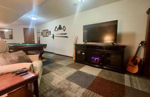 Sleeps 12! Main Level Primary Suite-Beautiful Backyard Oasis - Photo 26