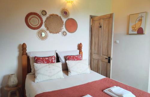 Domaine des Cerisiers - Accès direct piste cyclable reliant Honfleur - Parking privé - Grand jardin - Foto 1