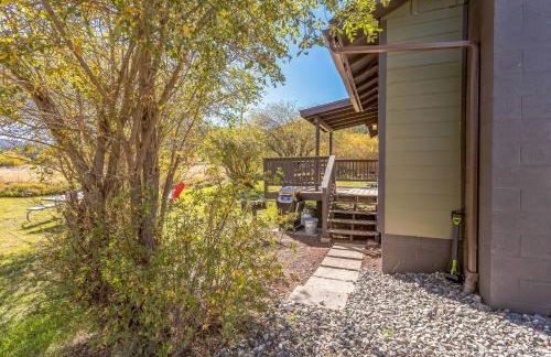 Cozy Cabin Retreat with Scenic Views cabin - Foto 31