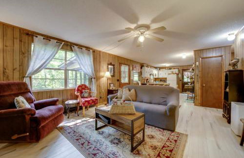 Smoky Mtn Hideaway Screened Porch and Fire Pit - Foto 5