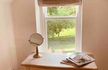 Luxury Attic Studio, heart of Uppermill, Saddleworth - Foto 9